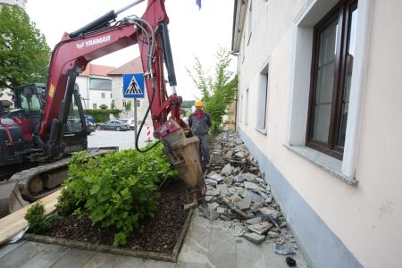 KNJIŽNICA CERKNICA OBNOVA 02 FOTO LJUBO VUKELIČ